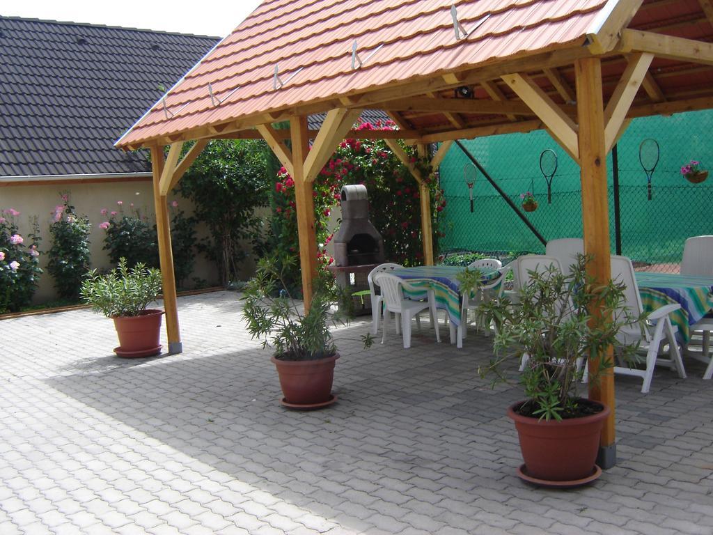Abszolut Vendeghaz Keszthely Bagian luar foto