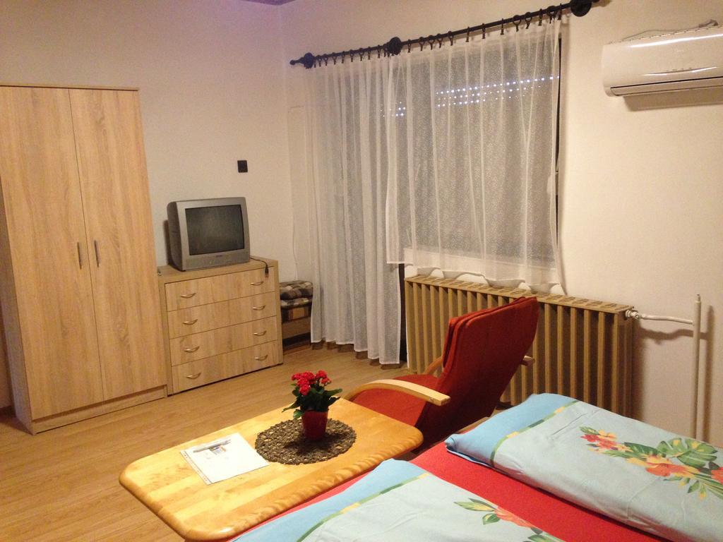 Abszolut Vendeghaz Keszthely Bagian luar foto
