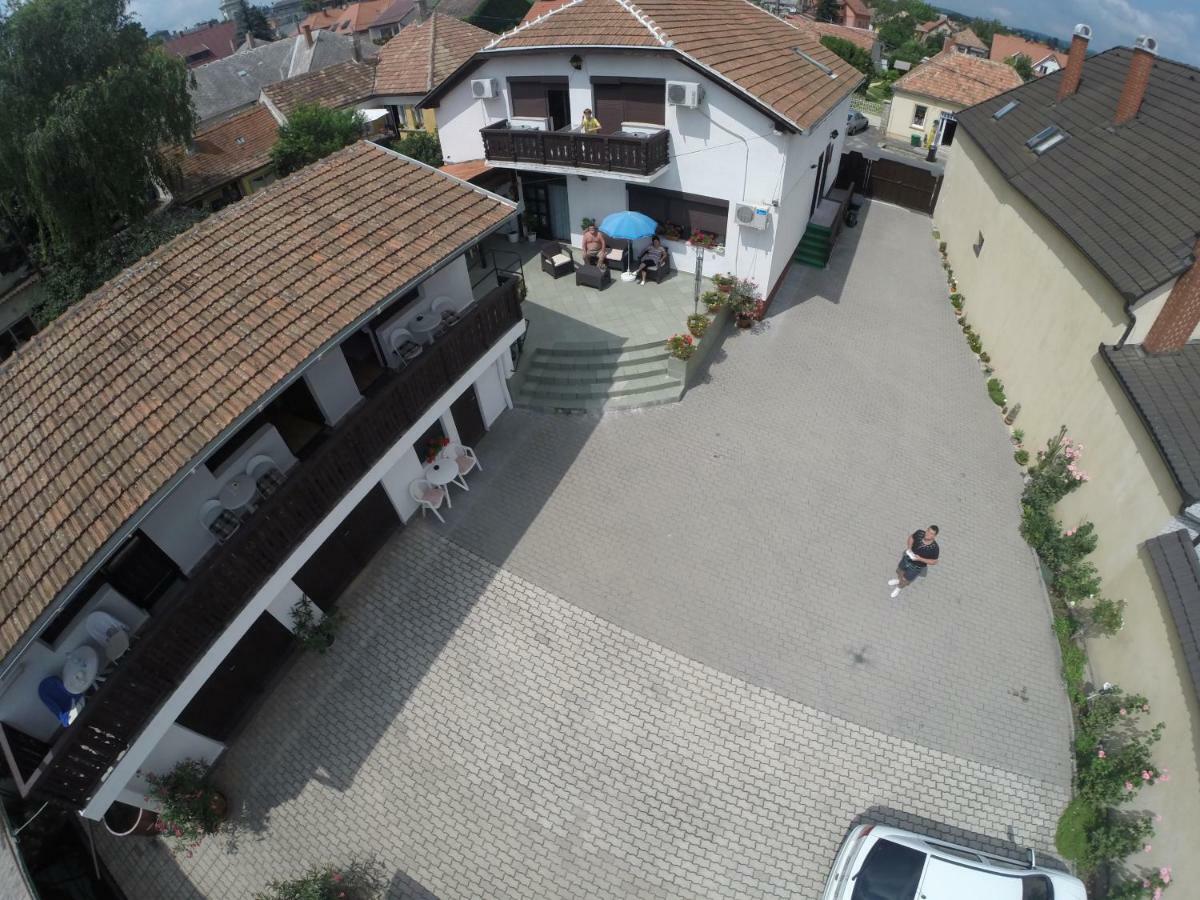 Abszolut Vendeghaz Keszthely Bagian luar foto